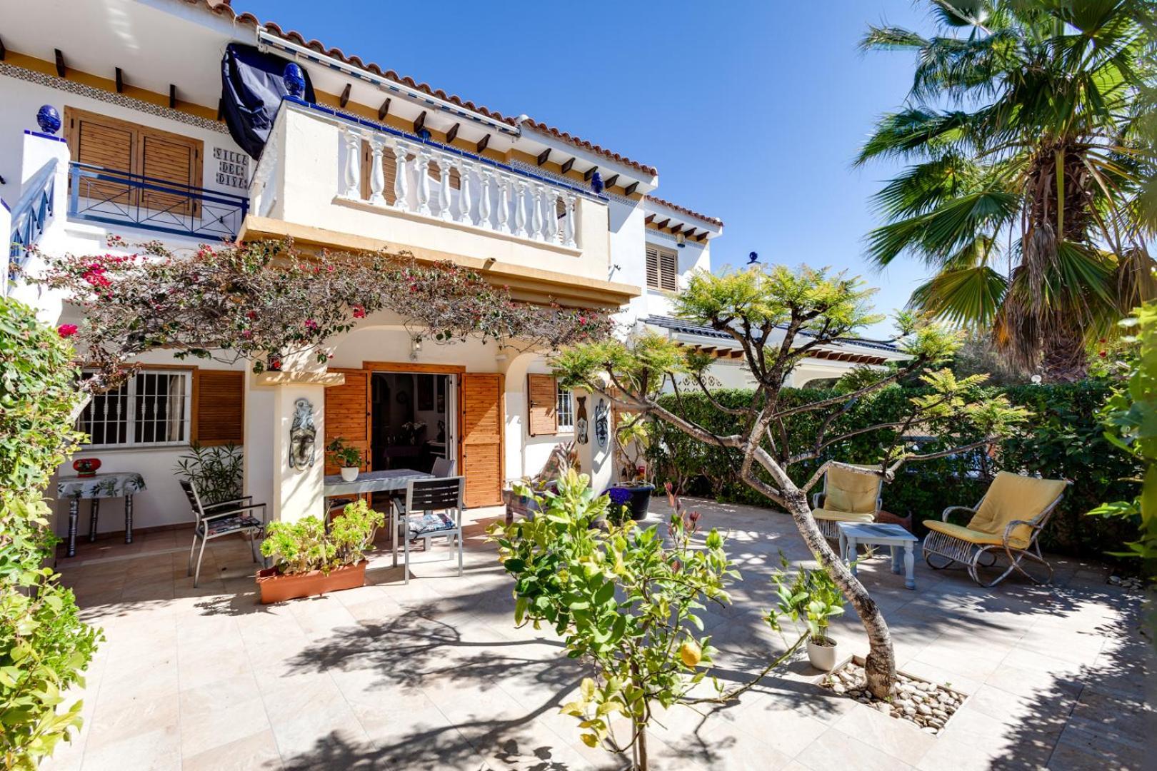 Bungalow Con Terraza La Mata Torre La Mata Exterior foto