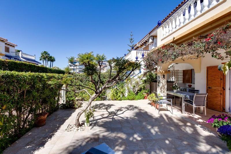 Bungalow Con Terraza La Mata Torre La Mata Exterior foto